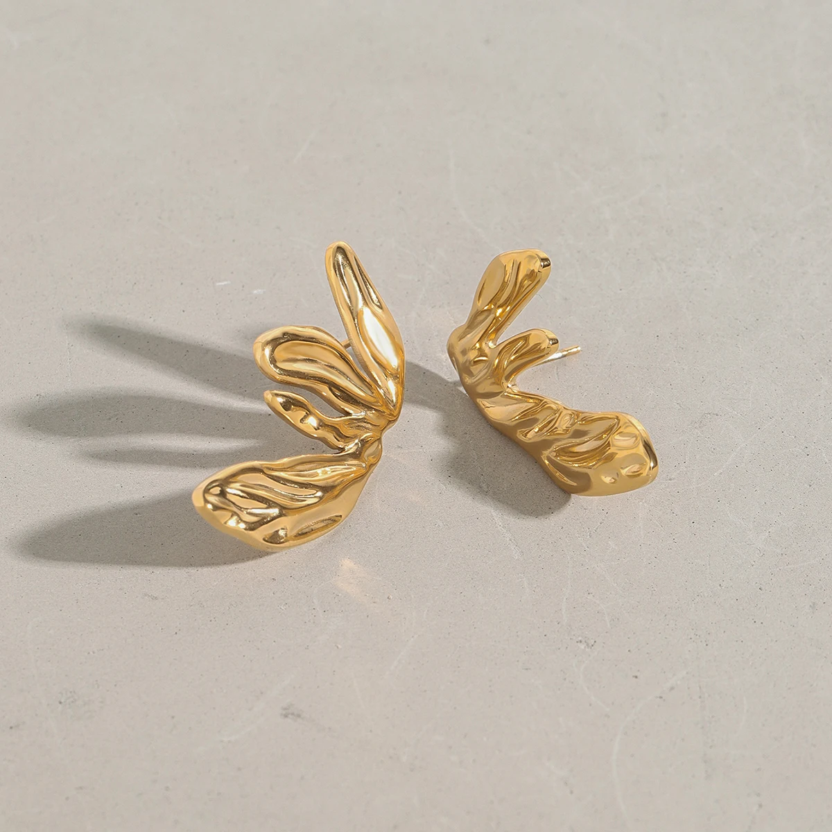 Stainless Steel Gold Leaf Earrings JDE0312006 6 Stainless Steel Gold Leaf Earrings JDE0312006 - Image 6
