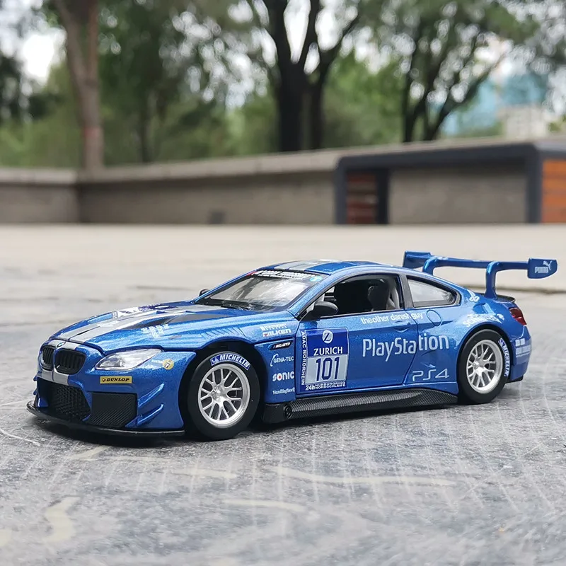BMW M6 GT3 1:32 Scale Diecast Model 7 BMW M6 GT3 1:32 Scale Diecast Model - Image 7