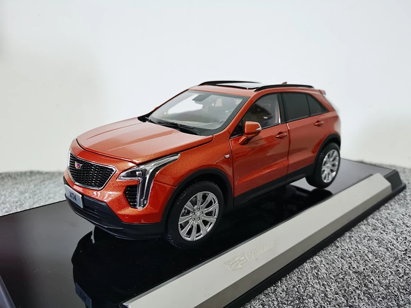 Cadillac 1:18 Scale Diecast Model in Multiple Colors 3 Cadillac 1:18 Scale Diecast Model in Multiple Colors - Image 3