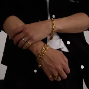 Sdefe6bee8e5c4708801d9de76e03c9daK