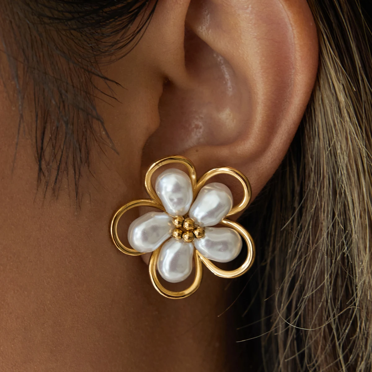 Floral Stainless Steel Earrings Set 2 Floral Stainless Steel Earrings Set - Image 2