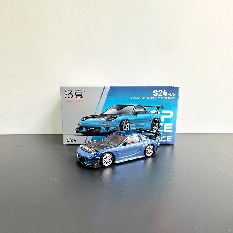 1:64 Toyota RX7 FD Model Collectible 1 1:64 Toyota RX7 FD Model Collectible