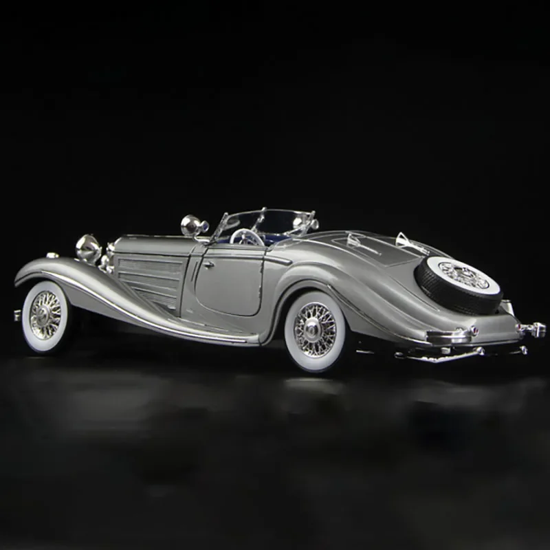 Vintage 1936 Benz 500k Convertible Die-Cast Model 3 Vintage 1936 Benz 500k Convertible Die-Cast Model - Image 3
