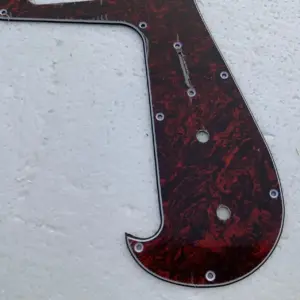 Red and Black Marbled Guitar Pickguard 7 Sdf4b50e62d554ba2b317af672e3e0463g