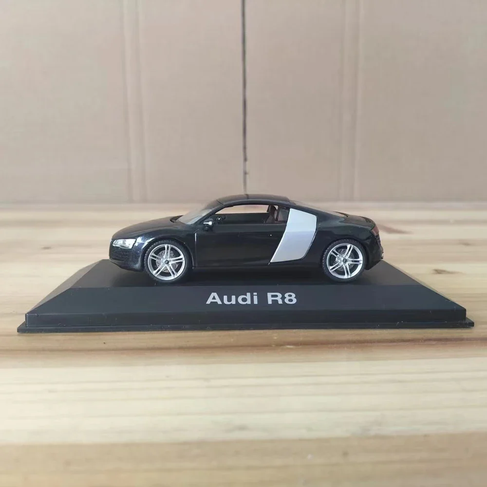 Audi R8 1:43 Scale Die-Cast Model Toy 4 Audi R8 1:43 Scale Die-Cast Model Toy - Image 4