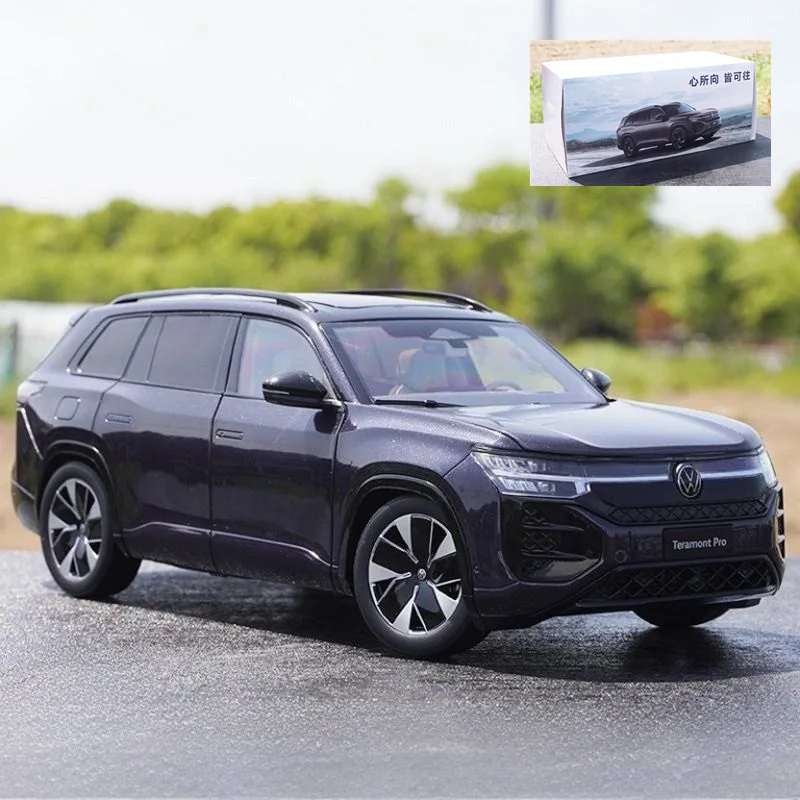 1:18 Scale VW Teramont Pro SUV Diecast Model 10 1:18 Scale VW Teramont Pro SUV Diecast Model - Image 10