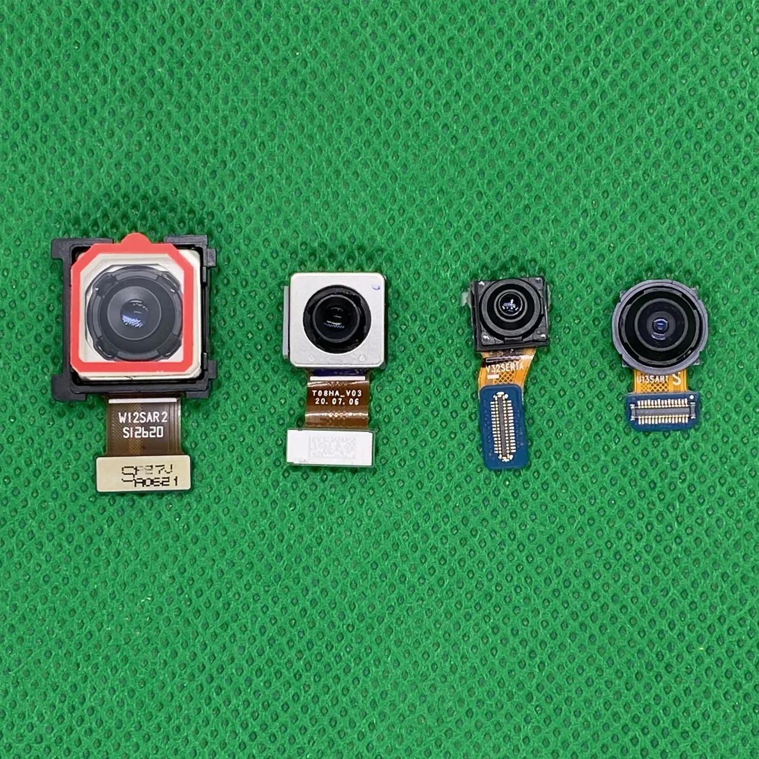 Samsung Galaxy S21 FE Rear Camera Module 5G G990E/G990B/G990U 2 Samsung Galaxy S21 FE Rear Camera Module 5G G990E/G990B/G990U - Image 2