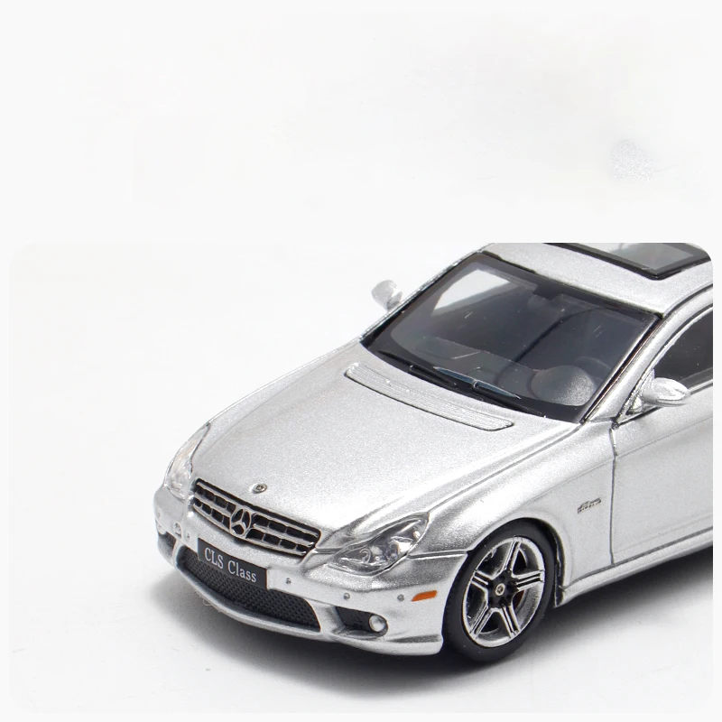 Red Mercedes-Benz CLS 63 AMG Diecast Model 1:64 3 Red Mercedes-Benz CLS 63 AMG Diecast Model 1:64 - Image 3