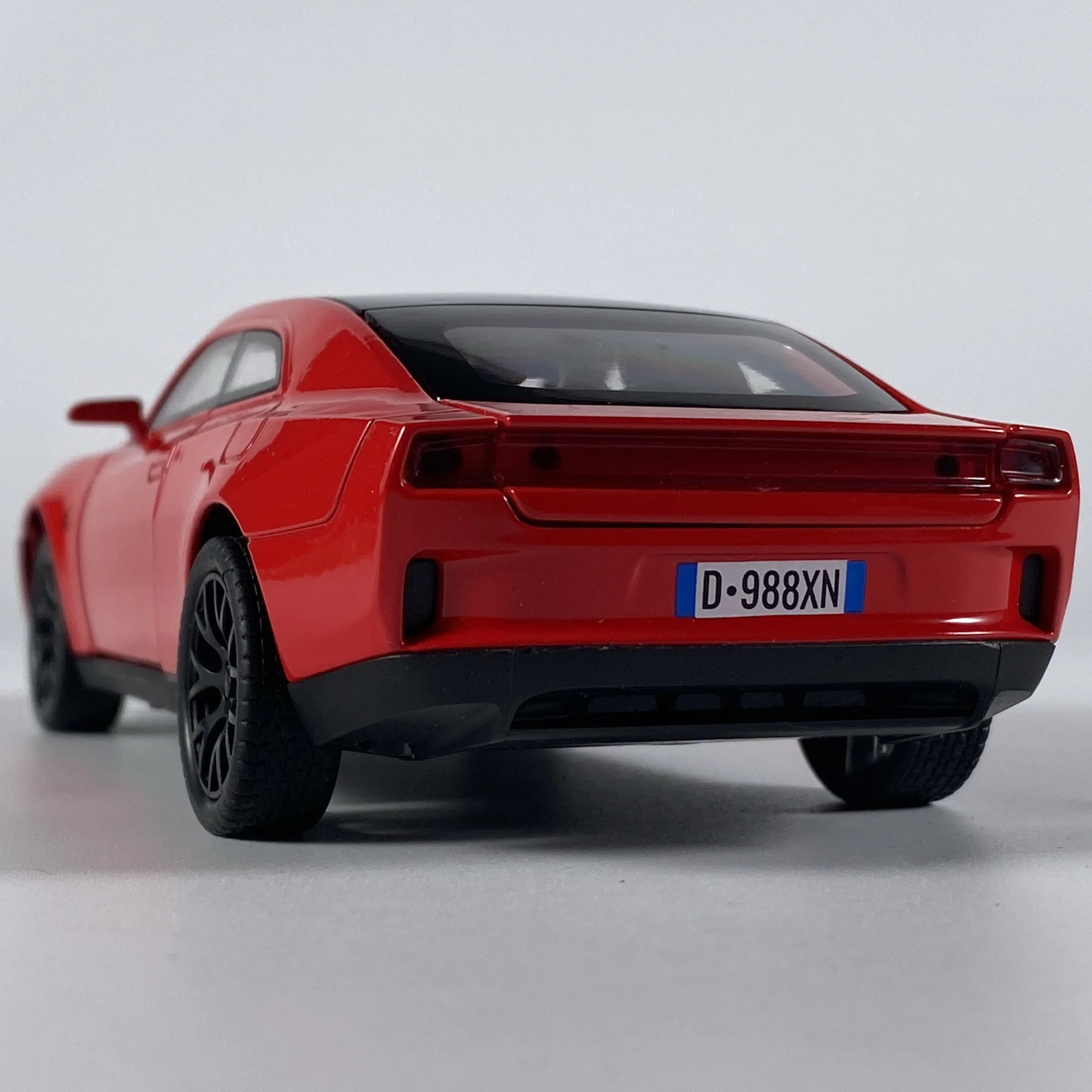 Diecast Dodge Charger Daytona SRT EV Hellcat 1:32 4 Diecast Dodge Charger Daytona SRT EV Hellcat 1:32 - Image 4