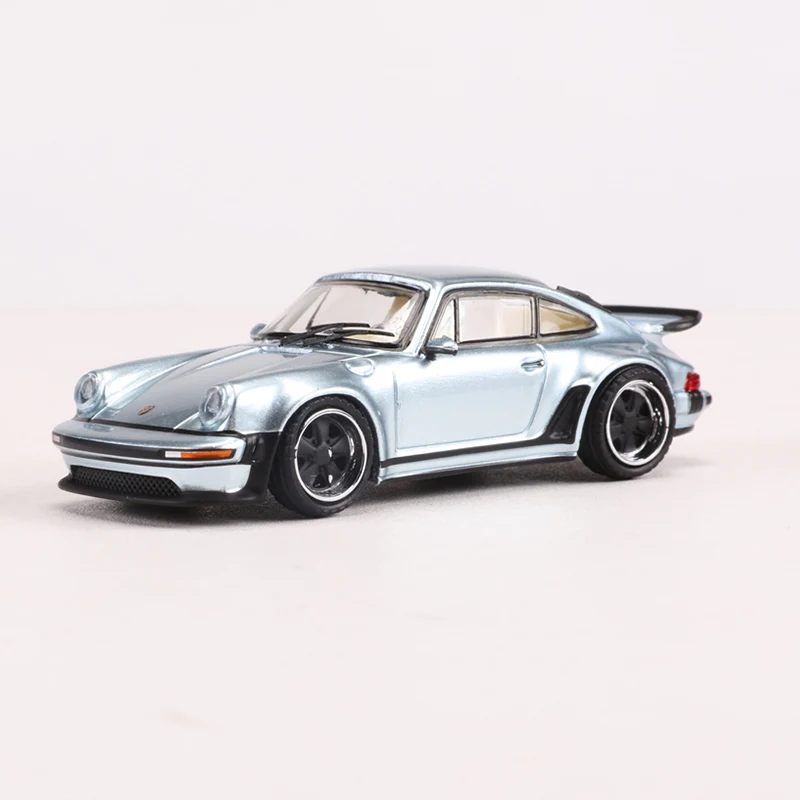 1:64 Singer 930 Turbo Diecast Model Car 10 1:64 Singer 930 Turbo Diecast Model Car - Image 10