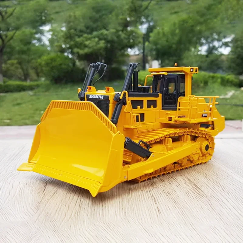 Diecast SD90-C5 Bulldozer Model 1:43 Scale 2 Diecast SD90-C5 Bulldozer Model 1:43 Scale - Image 2