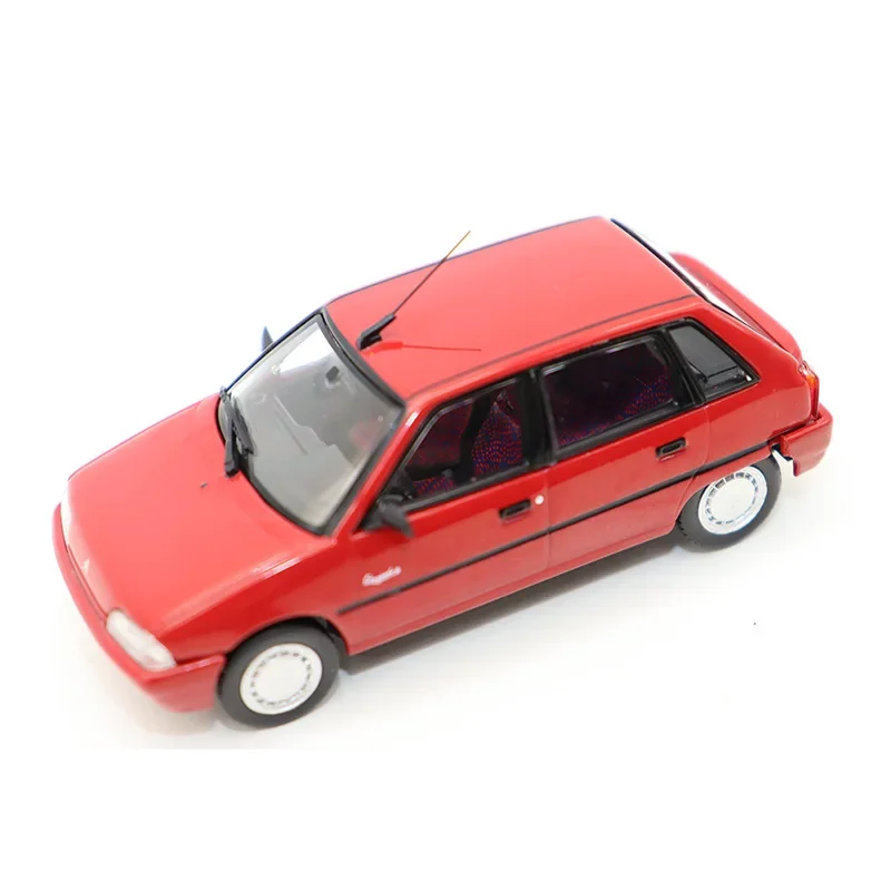 1:43 Citroen AX 1992 Model Car 2 1:43 Citroen AX 1992 Model Car - Image 2
