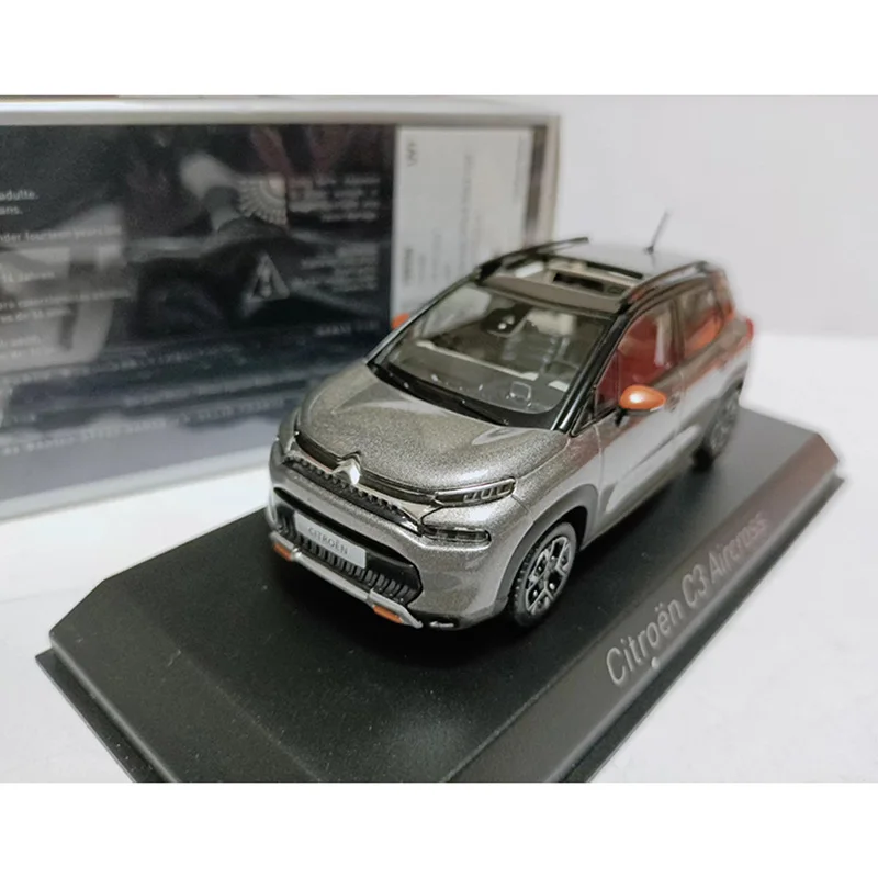 Citroën C3 Aircross 1:43 Scale Diecast Model 2 Citroën C3 Aircross 1:43 Scale Diecast Model - Image 2