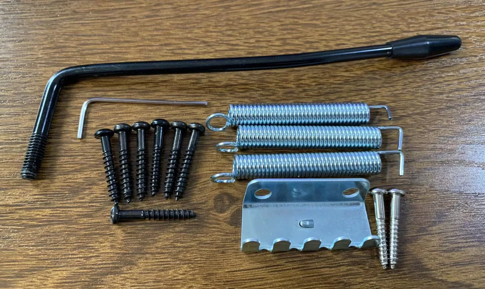 Vintage 6-Point Guitar Tremolo System for Stratocaster 6 Vintage 6-Point Guitar Tremolo System for Stratocaster - Image 6