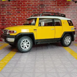 1:24 Scale White SUV Diecast Model 11 Se2078c930adb4b9ab3f728671244bc89B