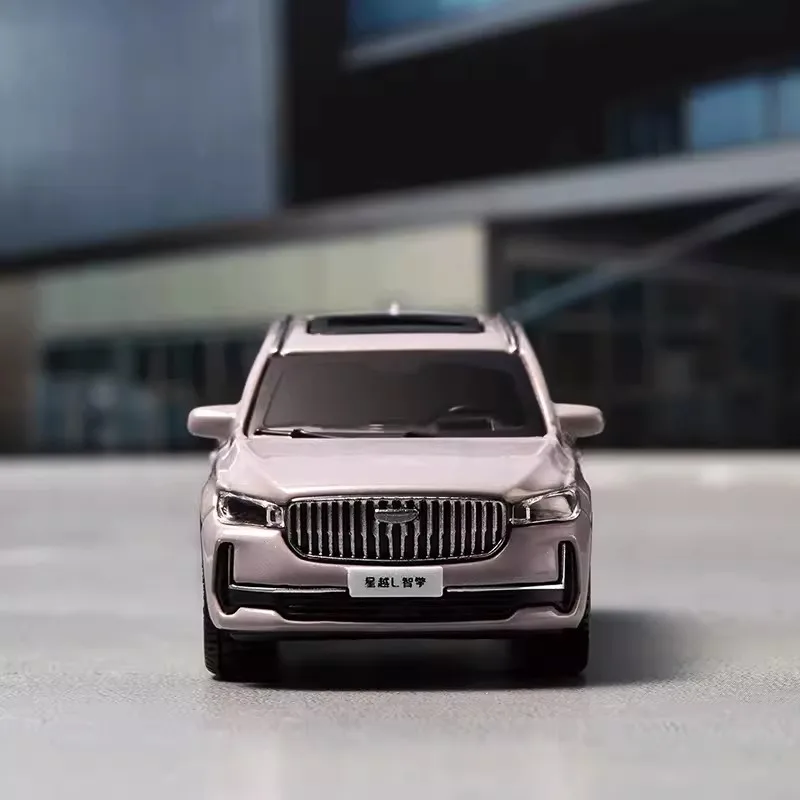 Diecast 1/64 Scale Off-Road Vehicle Model 3 Diecast 1/64 Scale Off-Road Vehicle Model - Image 3