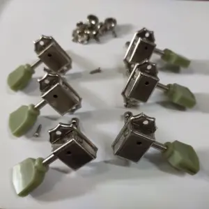 Vintage-style Steel and Plastic Ukulele Tuning Pegh 7 Se251824e4e034af291f89919d623e453w