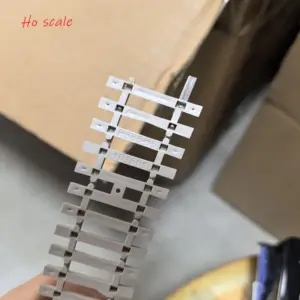 HO Curved Railway Tracks Set (15° Arc, 4 Pieces) 7 Se29d51c745e74ce5aebb3dda35985abeX