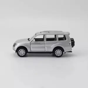 Silver Pajero Bobcat 1/43 Diecast Model 11 Se345e29452c94f1680d110254f8dba935