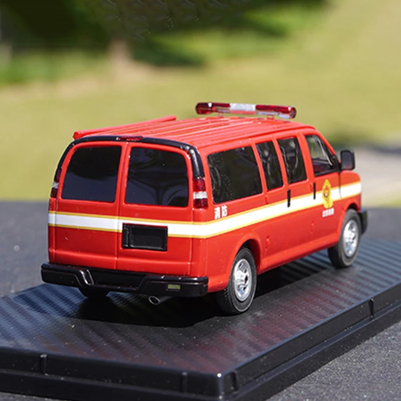 GMC Savana 1:43 Resin Model Display Piece 4 GMC Savana 1:43 Resin Model Display Piece - Image 4