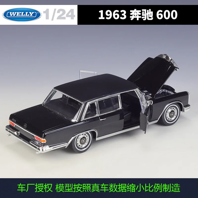 Mercedes Benz 1963 600 1:24 Scale Diecast Model 3 Mercedes Benz 1963 600 1:24 Scale Diecast Model - Image 3