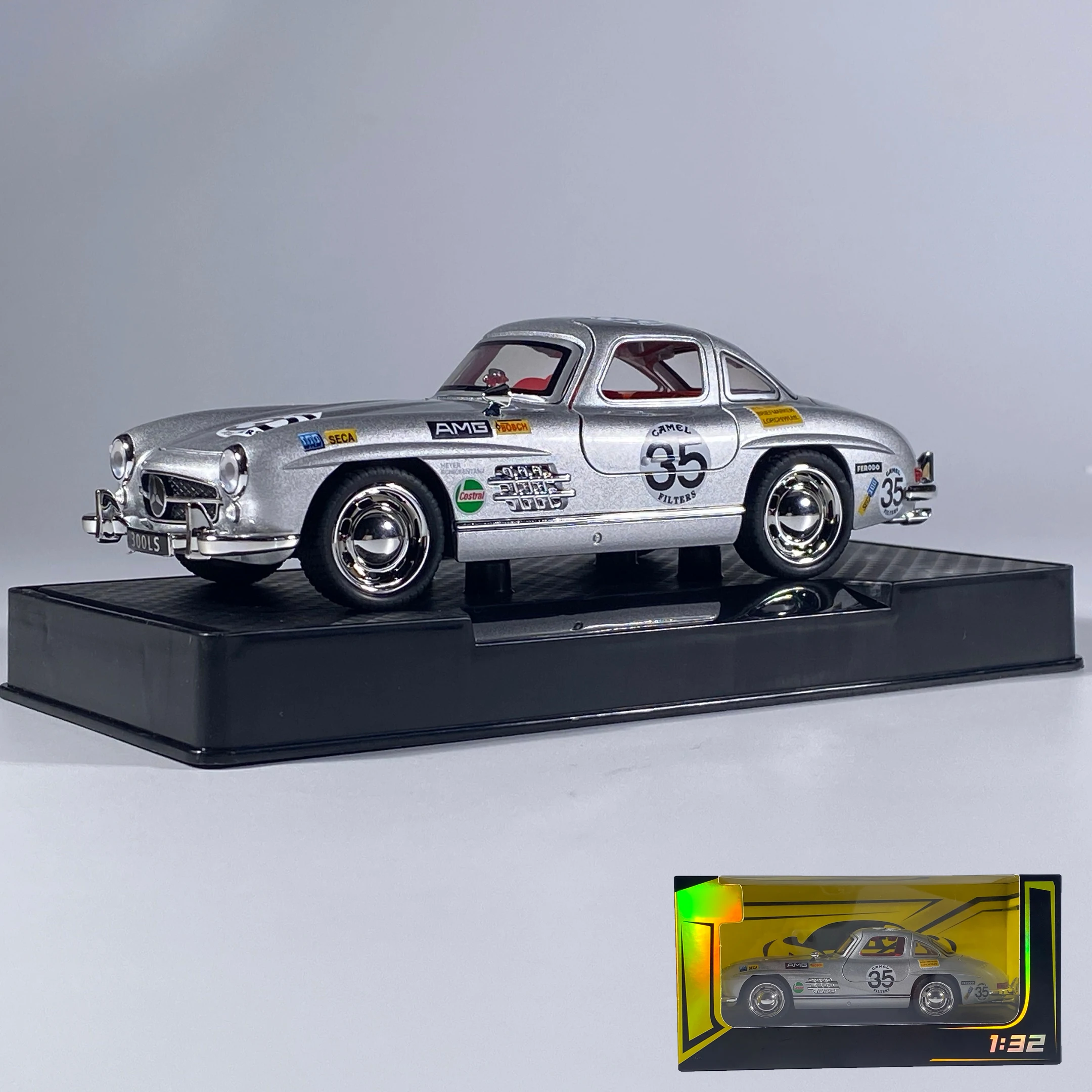 Vintage Silver Mercedes-Benz 300SL Model 8 Vintage Silver Mercedes-Benz 300SL Model - Image 8