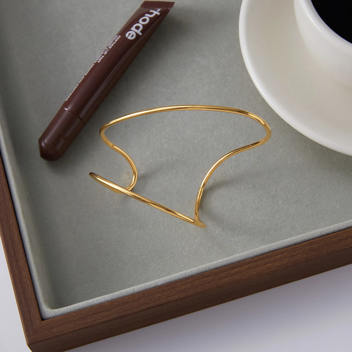 Gold Stainless Steel Geometric Bangle for Women 5 Gold Stainless Steel Geometric Bangle for Women - Image 5