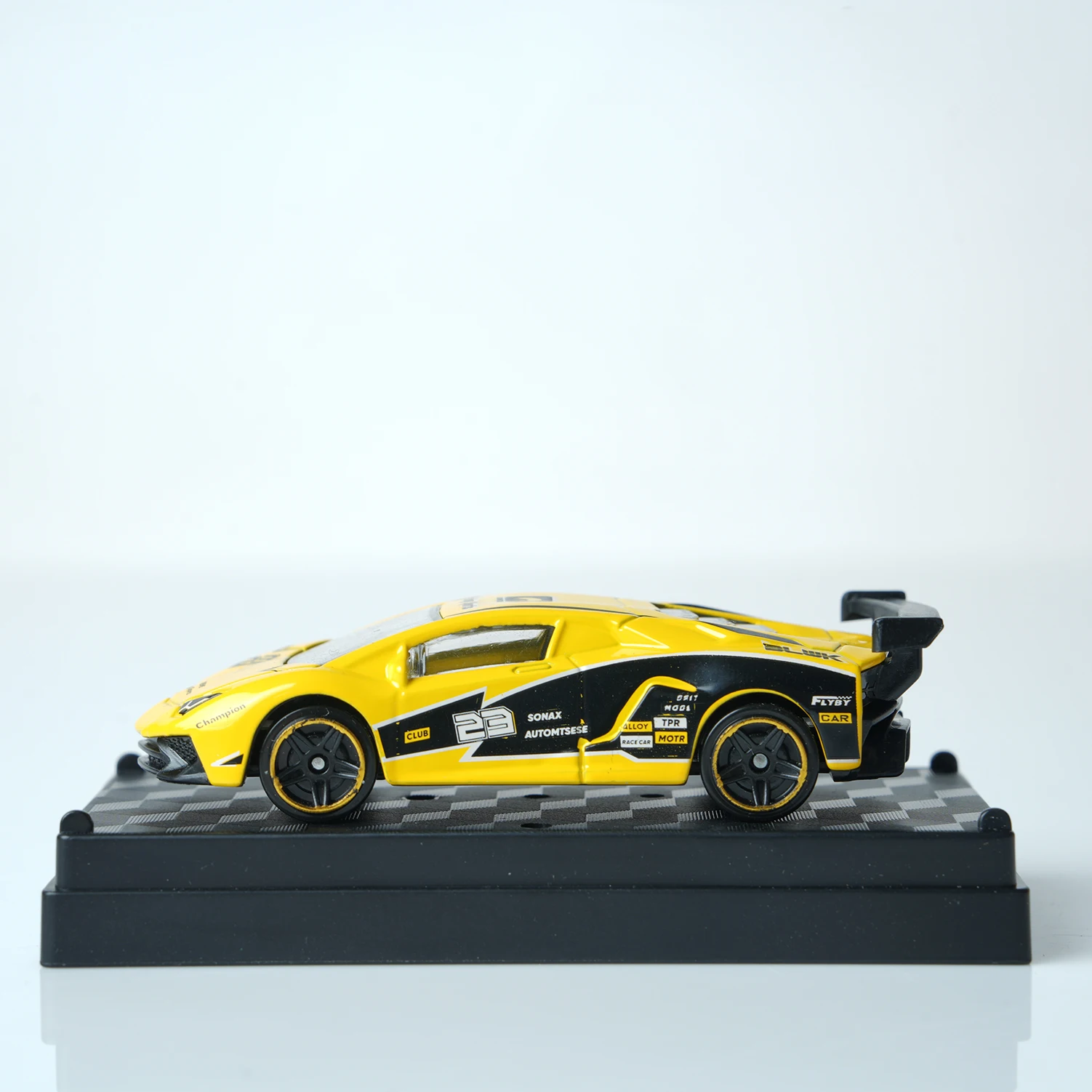 1:64 Scale Die-Cast Yellow Sports Car Model 5 1:64 Scale Die-Cast Yellow Sports Car Model - Image 5