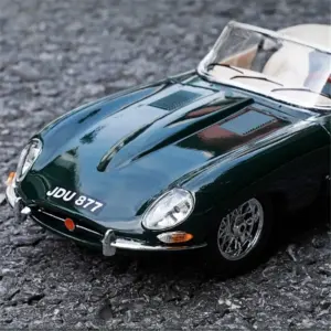 Green Jaguar E-Type 1:18 Diecast Collectible 12 Se542dcfc5ea840a1b048060725e519dcg