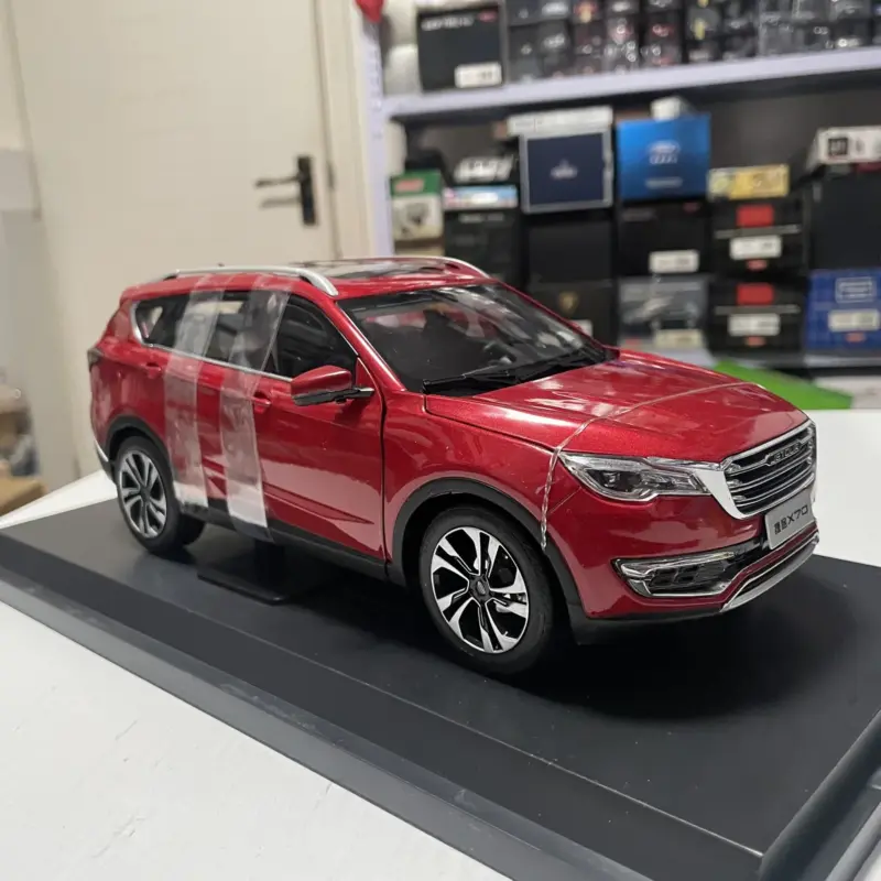 The Red 1:18 Chery Jetour X70 SUV Model: A Must-Have for Automotive Enthusiasts 1 Se570fdcde2c24b2cb34beda17598d5d6u