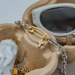 Unisex Stainless Steel Bracelet with Cross Charm 12 Se5e23ffda62b460ba6ffedc8acfa1e1fv