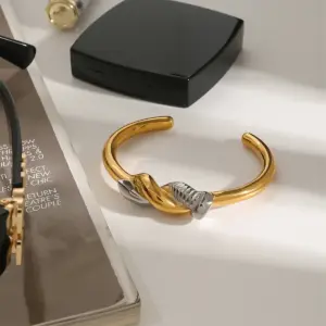 Se5ea50f9ff354c88bdae7ed86585ec78i