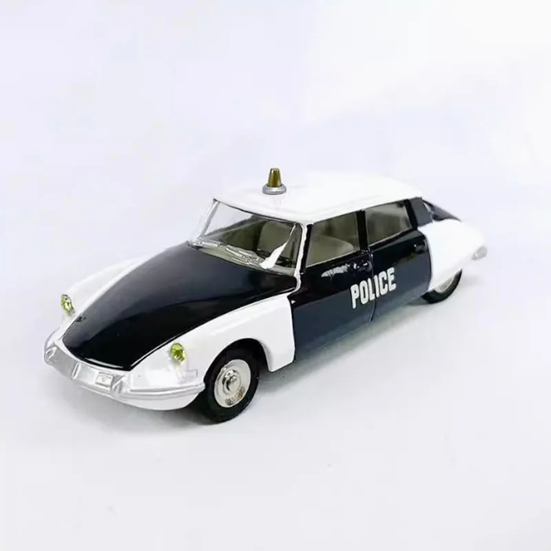 Vintage Citroen DS 19 Police Model Car 1:43 Scale 4 Vintage Citroen DS 19 Police Model Car 1:43 Scale - Image 4