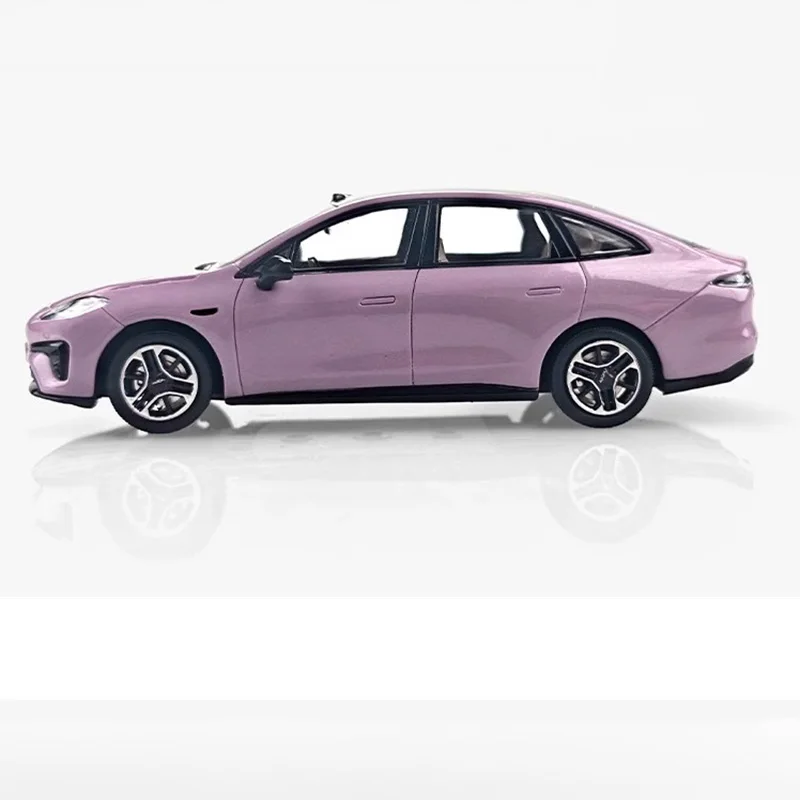 1:43 Scale Alloy Model of AION RT Sedan 5 1:43 Scale Alloy Model of AION RT Sedan - Image 5