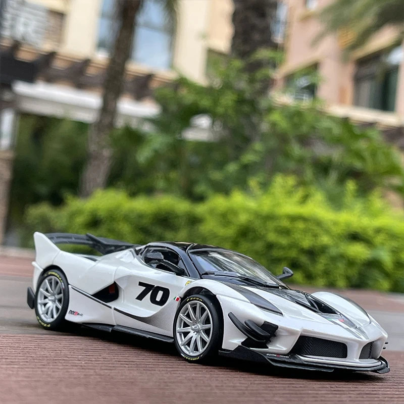 Ferrari FXXK EVO 1:32 Diecast Model with Sound 3 Ferrari FXXK EVO 1:32 Diecast Model with Sound - Image 3