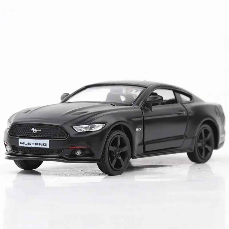 Miniature Ford Mustang GT 1:36 Diecast Model 8 Miniature Ford Mustang GT 1:36 Diecast Model - Image 8