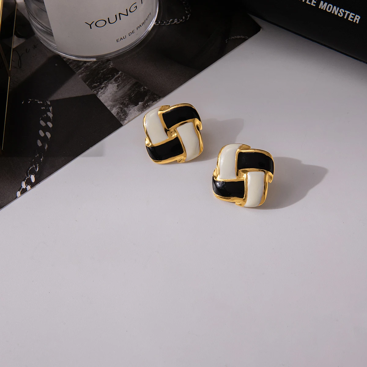 Vintage Stainless Steel Square Earrings JDE0107011 5 Vintage Stainless Steel Square Earrings JDE0107011 - Image 5