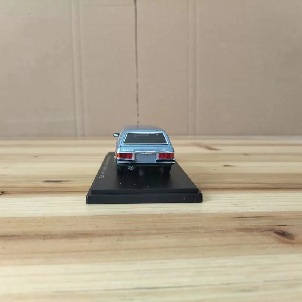 Vintage Benz 450SEL Crayford Wagon Model 1976 5 Vintage Benz 450SEL Crayford Wagon Model 1976 - Image 5