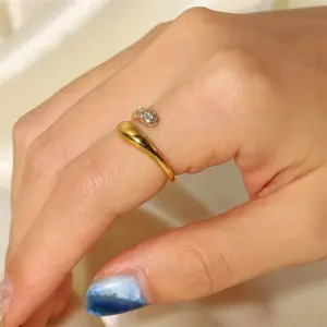 Se7842ce3480f4ae08701c1d5413be003X