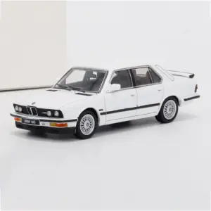 Miniature BMW M5 E28 Die-Cast Model Collectible 18 Se7f4b506346c4bcc93e47ddd2e130832c