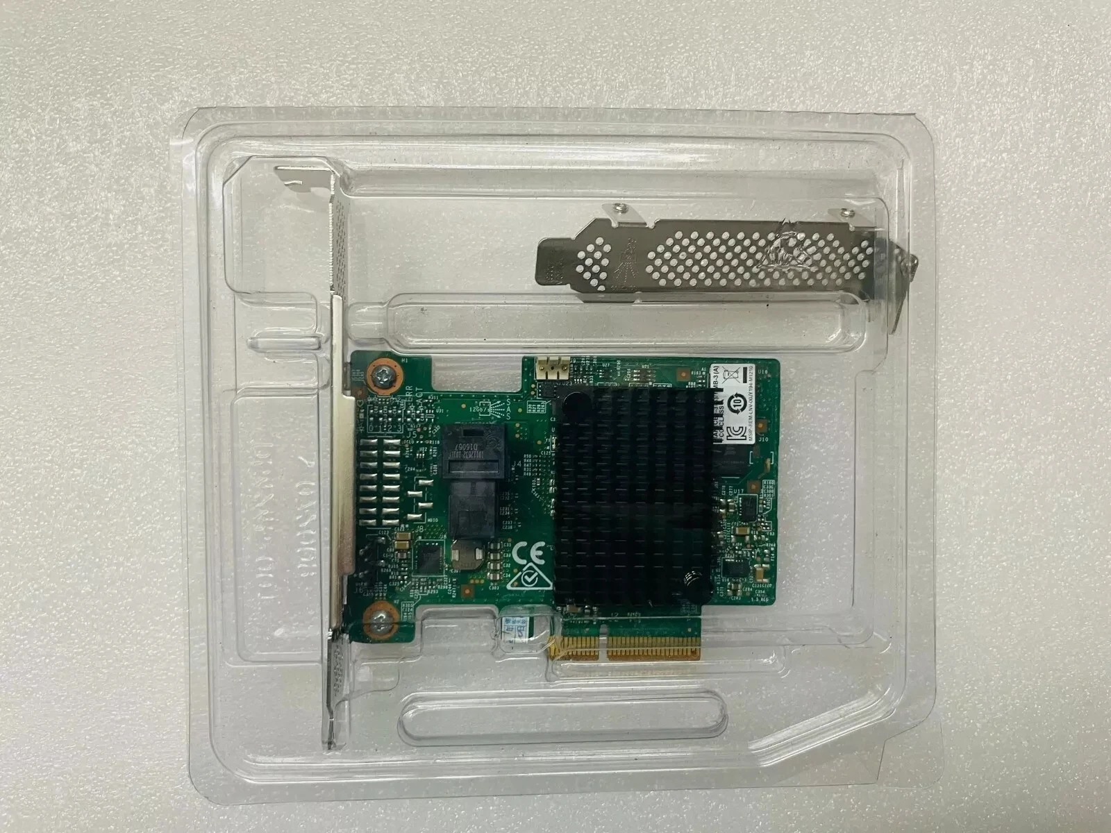 9300-4i 00JY196 PCIe SAS/SATA Storage Controller 3 9300-4i 00JY196 PCIe SAS/SATA Storage Controller - Image 3