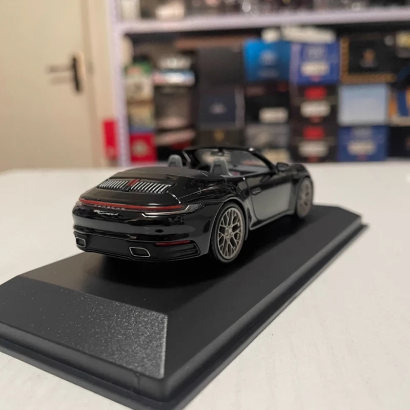 Miniature Porsche 911 992 Carrera 4 Cabriolet Model 3 Miniature Porsche 911 992 Carrera 4 Cabriolet Model - Image 3