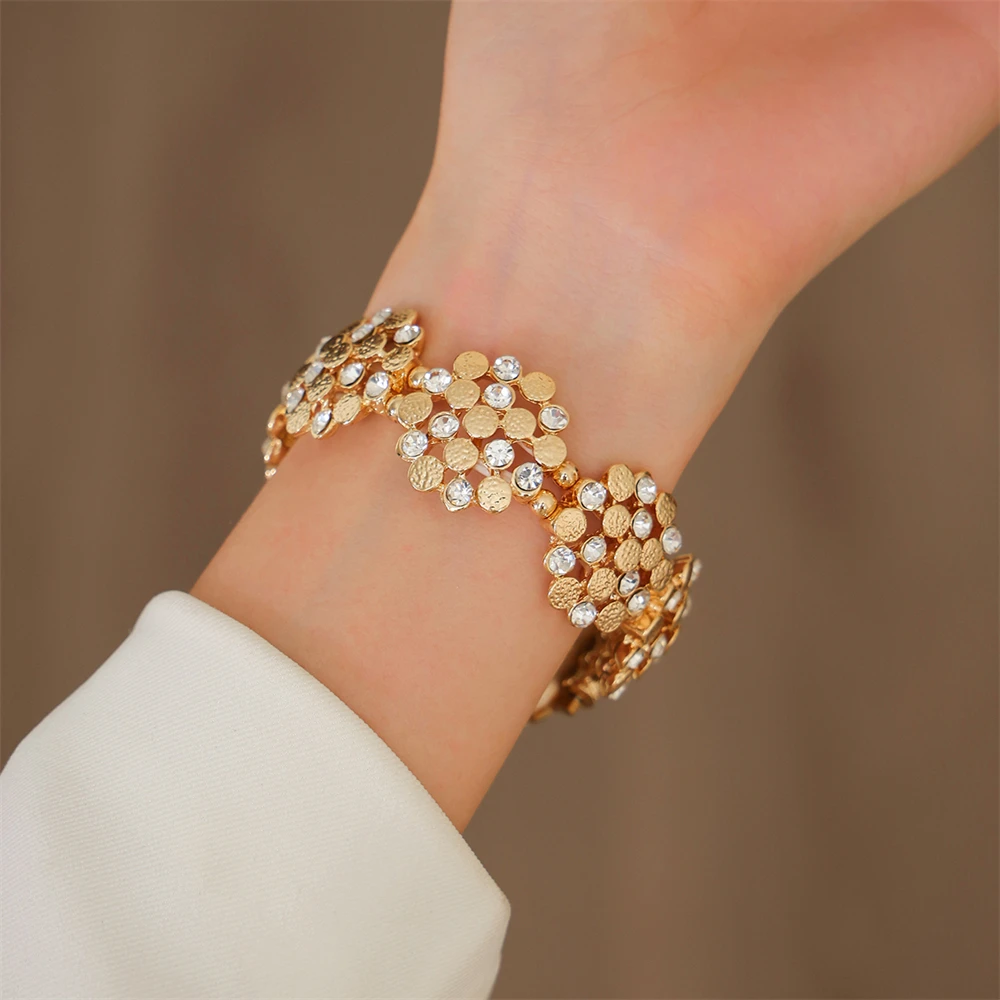 Luxury Diamond Strap for Apple Watch Series 4 Luxury Diamond Strap for Apple Watch Series - Image 4