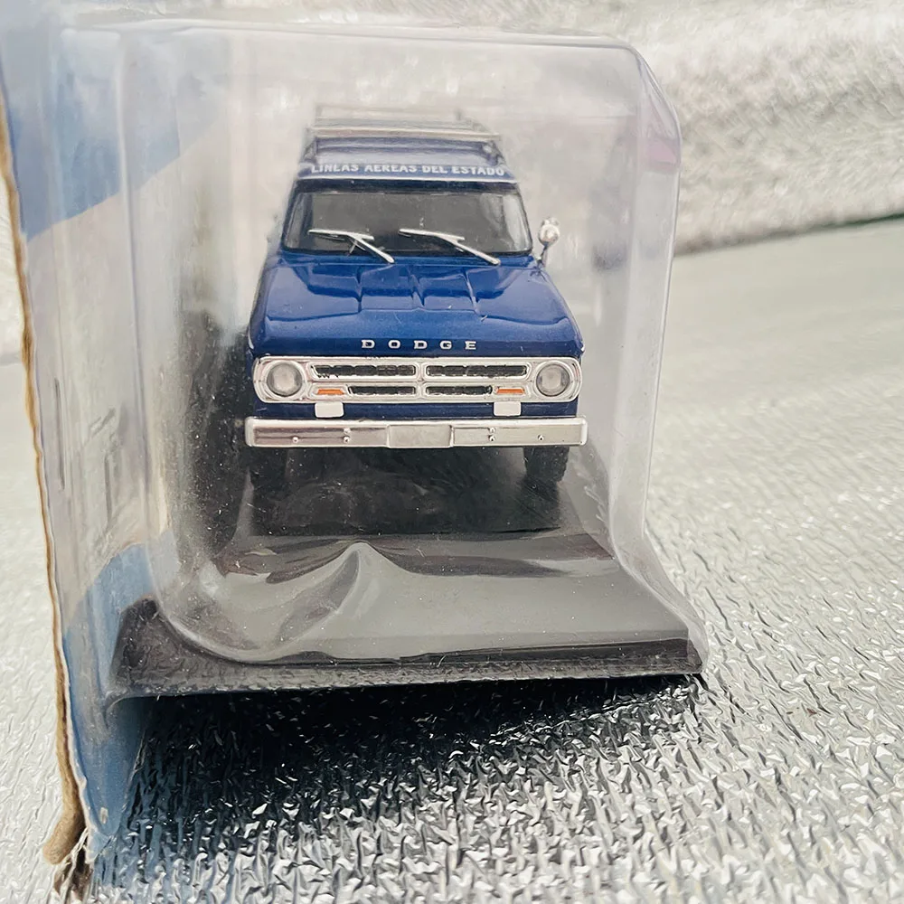 Dodge D-200 1972 Die-Cast Model 1:43 Scale 2 Dodge D-200 1972 Die-Cast Model 1:43 Scale - Image 2