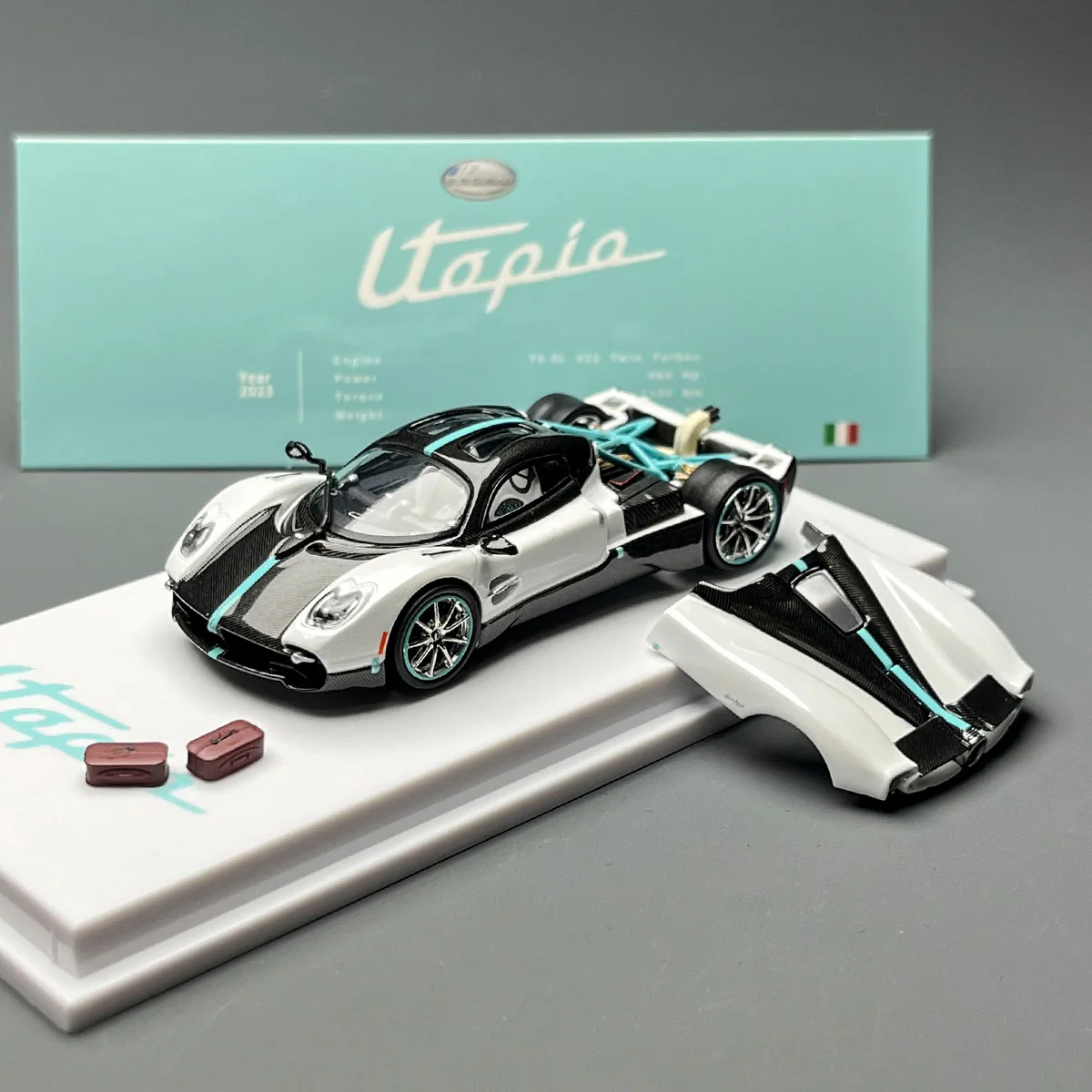 Pagani Utopia 1:64 Diecast Model Car 6 Pagani Utopia 1:64 Diecast Model Car - Image 6