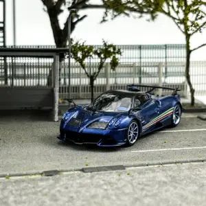 1:64 Pagani Huayra Diecast Model 9 Se93916d25f384ce887176dfbeed5797aP