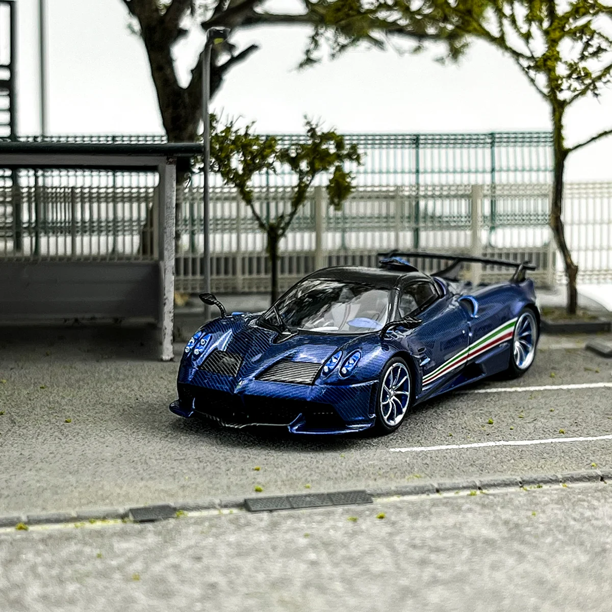 1:64 Pagani Huayra Diecast Model 4 1:64 Pagani Huayra Diecast Model - Image 4