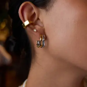 Se952b60acfa245019fa2d2b49e961cc4U