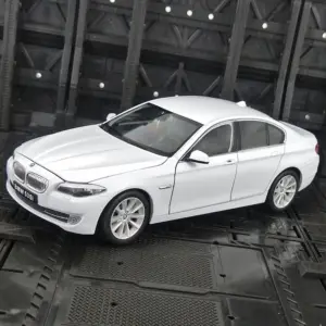 BMW 535i Scale Diecast Model - 1:24 Replica 16 Se993e9e36be149fea155040a78ed608fs