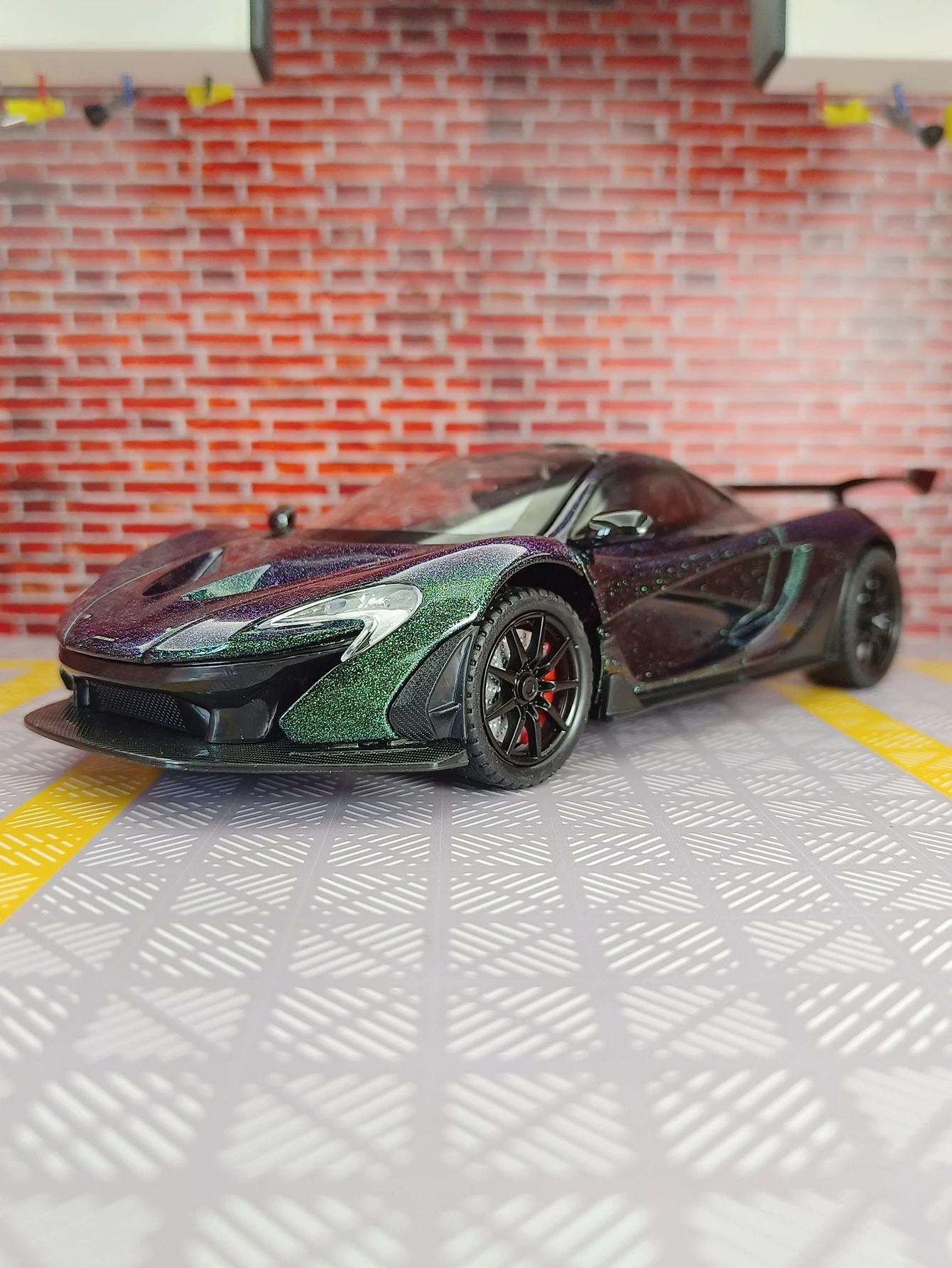 Black McLaren P1 1:24 Diecast Model 5 Black McLaren P1 1:24 Diecast Model - Image 5